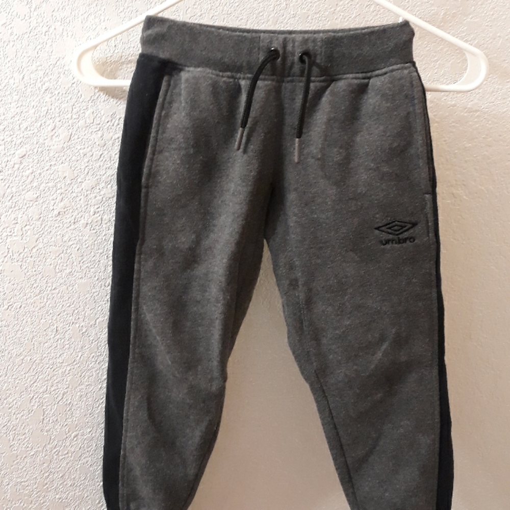 Boys Pants Size 4/5 Umbro